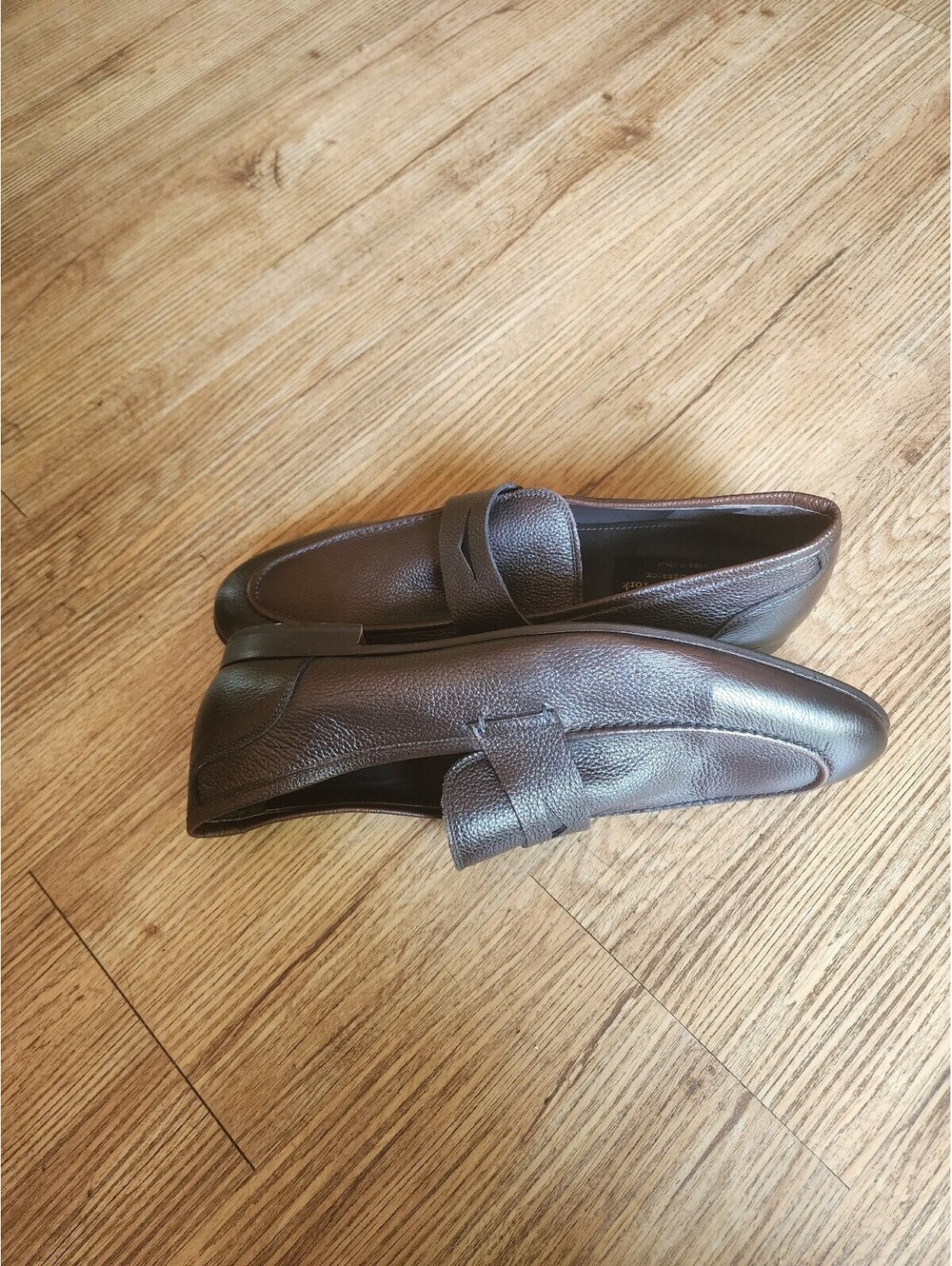 Siz 12 Men's Dark Brown Leather Penny Loafers, Size 12, Classic Dress Shoes - Picture 7 of 8